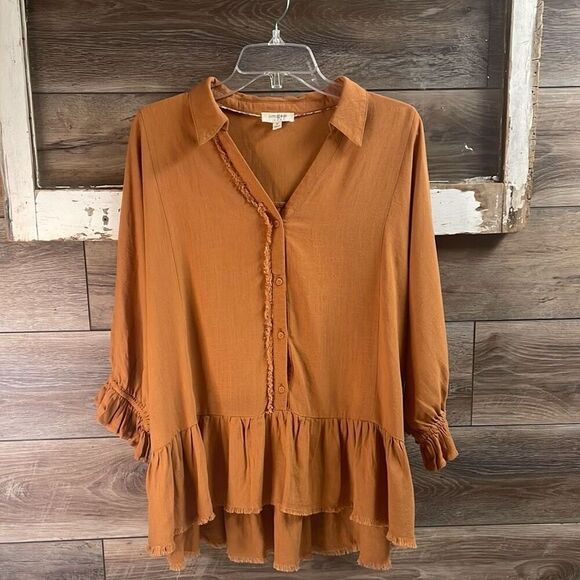 UMGEE Women's Peasant Boho Collared Frayed Edge Top Ruffled Hem Rust Size S - Picture 2 of 10